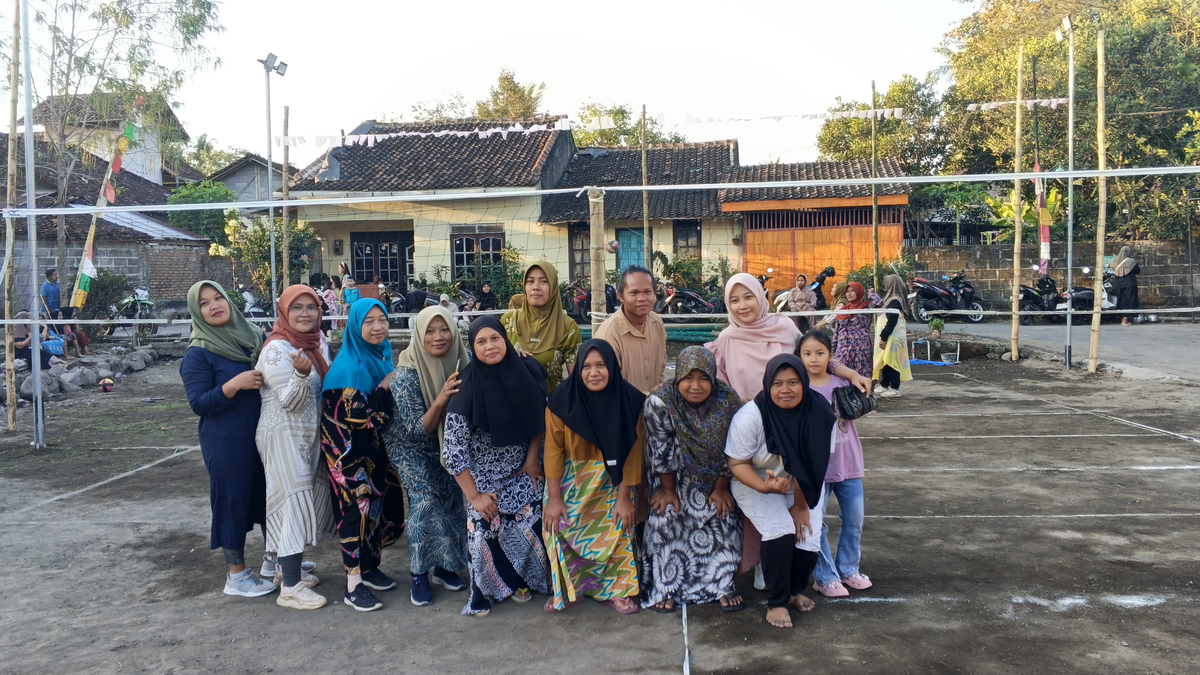 Juara Perempat Final Voli Ibu-Ibu